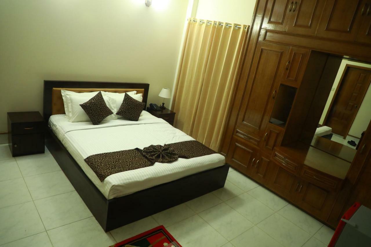 Hotel Suite Palace Dhaka Exterior foto