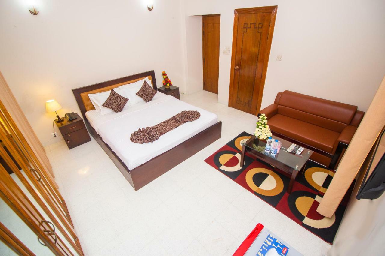 Hotel Suite Palace Dhaka Exterior foto